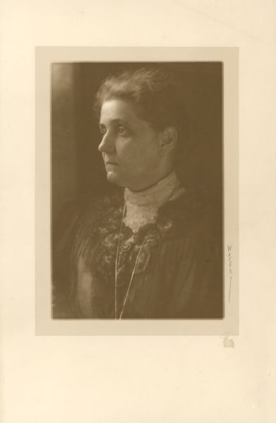 Waist-up portrait of Jane Addams, a social worker, political activist, and author. She was a co-founder of Chicago's Hull House, as well as the American Civil Liberties Union. She was the first woman to win the Nobel Peace Prize.