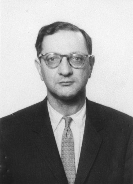Quarter-length portrait of Leonard Allen, who was NBC's Washington bureau director of the news operation from 1963-1973. He had a decades-long career in news at NBC, first as a radio news editor (1942-1952), television news editor (1952-1958), and manager of television news (1958-1963). He served as a sergeant in the Army for two years in World War II.