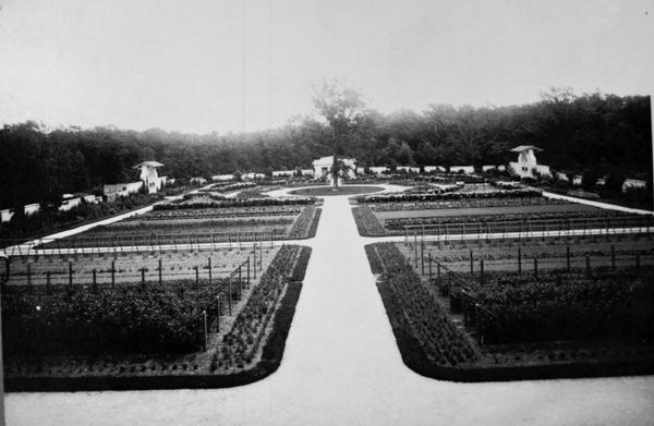 A view of the cut flower vegetable garden at Villa Turicum.