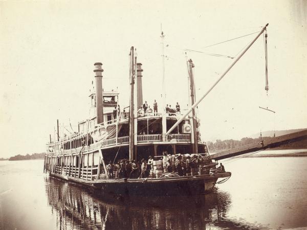 A bow view of the "Sidney". Later named "Washington".