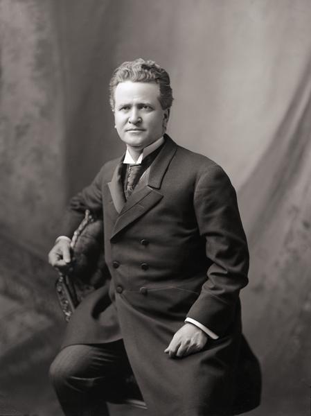 Formal portrait of Governor Robert M. La Follette, Sr.