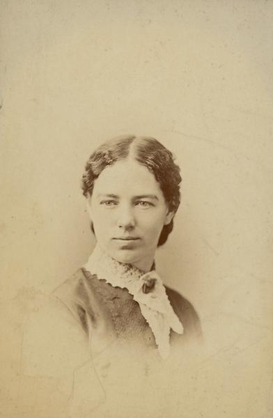 Studio portrait of Clara Bewick Colby.