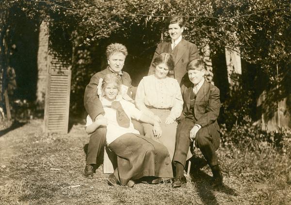 Robert M. La Follette, Sr. with his family, Mary, Belle Case La Follette, Robert, Jr. (standing), and Philip in Washington, D.C.