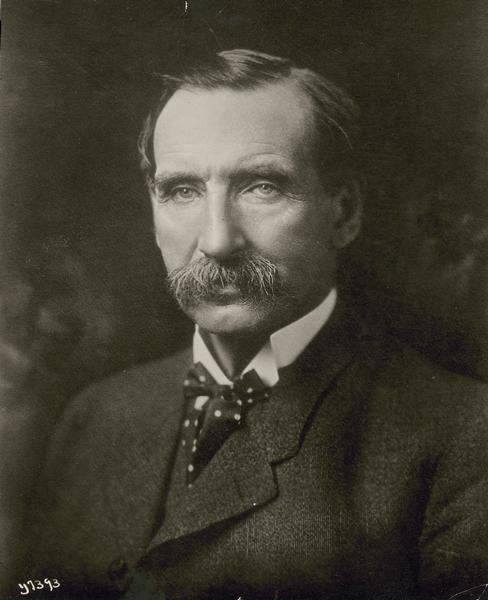 A head and shoulders portrait of William Dempster Hoard (1836-1918).