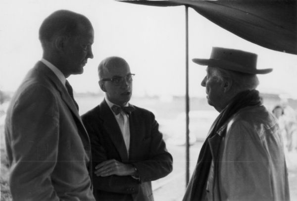 Frank Lloyd Wright talking to Madison Mayor, Ivan Nestingen and City Planner, Walter Johnson.