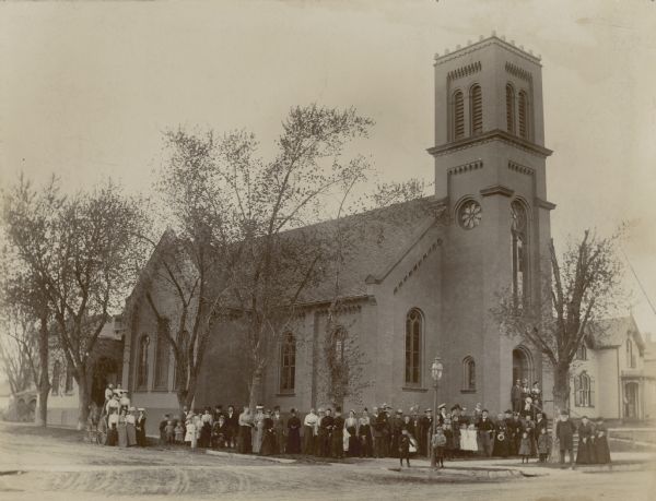 Church built in 1855 for First Presbyterian congregation. In May 1892, fire destroyed the interior. The congregation sold the damaged building to the Baptists, who rebuilt it and used the church until the 1930s. In 1938, the building was sold to the Assembly of God.