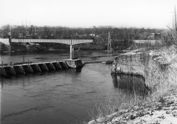 Bridge over the Wisconsin river.