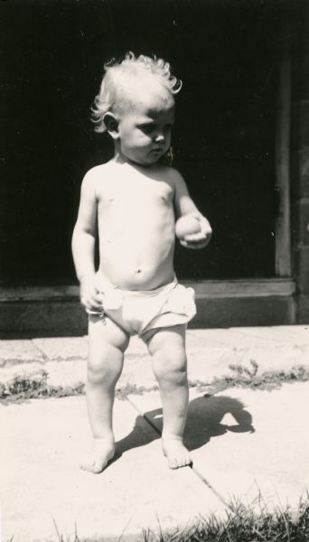 Portrait of Norine Durham, 1 year 3 months, child of Mrs. Alan Durham Humbird, undernourished with rickets.