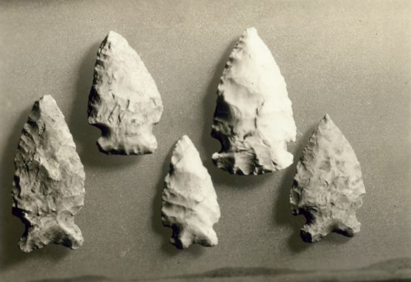 Five examples of typical Wisconsin flint weapon points found at Interstate Park.