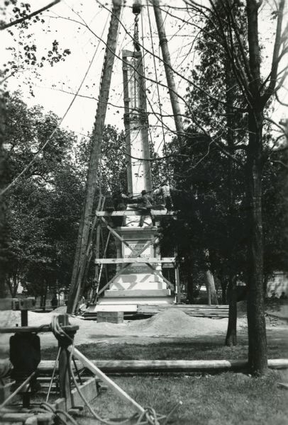 The construction of the Civil War Memorial.