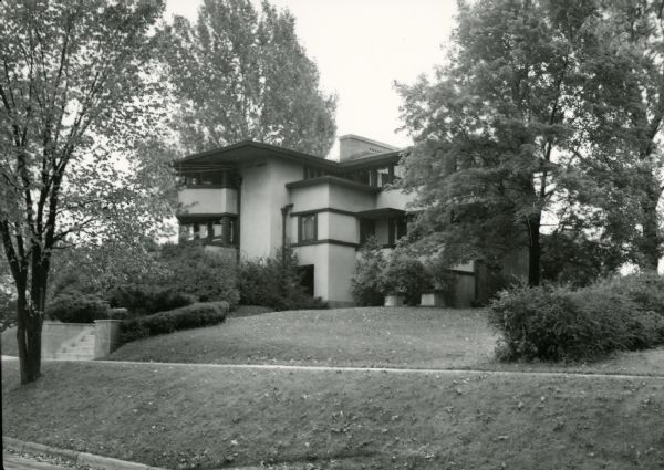 The Eugene A. Gilmore residence at 120 Ely Place. Known as the "Airplane House," it was designed by Frank Lloyd Wright and built in 1908.