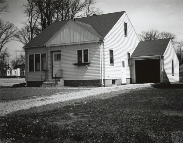 Exterior of the house at 1601 Hooker Avenue shortly after construction. The house was built by Willard Droster.