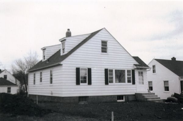 Exterior of the house at 1609 Porter Avenue shortly after construction.  The house was built by Willard Droster.