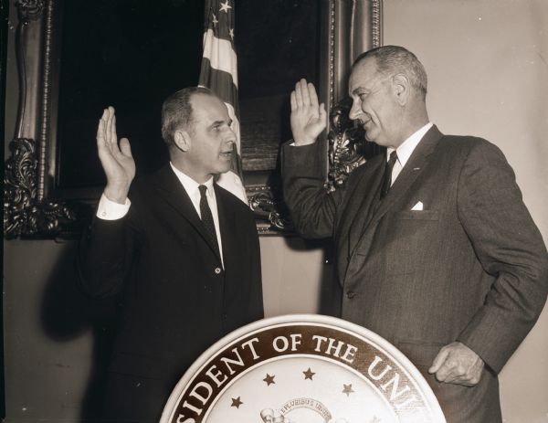 Nelson is sworn into office by Vice President Lyndon Johnson.