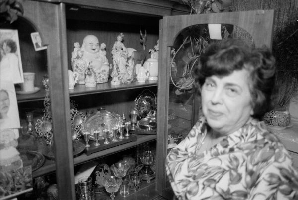 Holocaust survivor Cyla Tine Stundel in her residence.