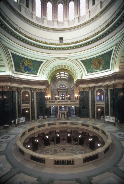 Interior of the rotunda of the Wisconsin State Capitol before restoration.