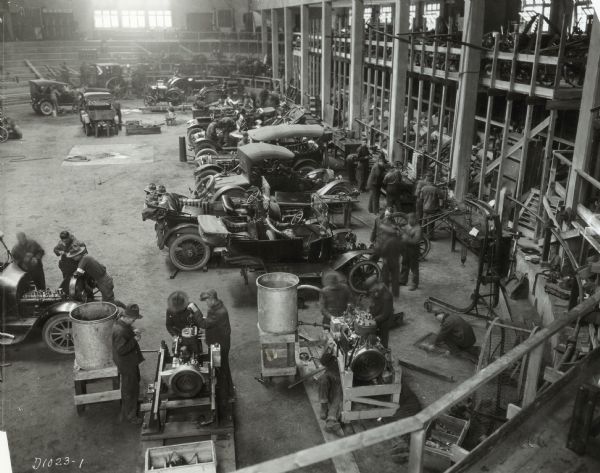 Elevated view of University of Wisconsin-Madison Cadet Corps during World War I working in a repair shop.