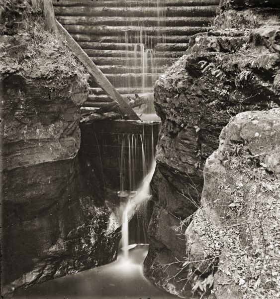 Elevated view of dam at Pewit's Nest on Skillet Creek.