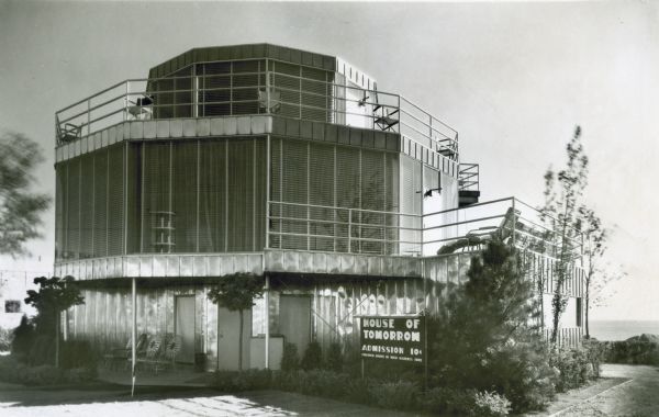 View of House of Tomorrow showing the copper-covered exterior. This was displayed at the 1934 Century of Progress Fair (the second year of the fair).