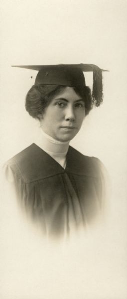Vignetted graduation portrait of Miriam Bennett, with graduation cap.  Miriam attended Rockford College of Rockford, Illinois.