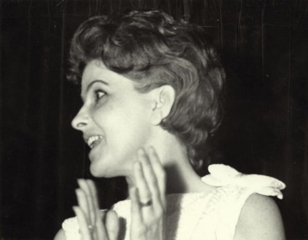 Ellen Proxmire shown applauding. The former Ellen Hodges Sawill married William Proxmire in 1956.