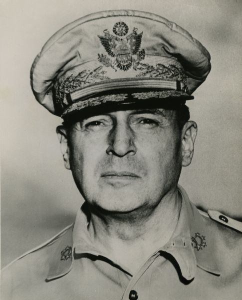 Head shot of General Douglas MacArthur in uniform.