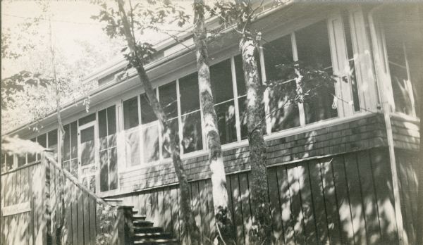 Exterior view of Hull Cottage, also known as Coole Park Manor, on Madeline Island.