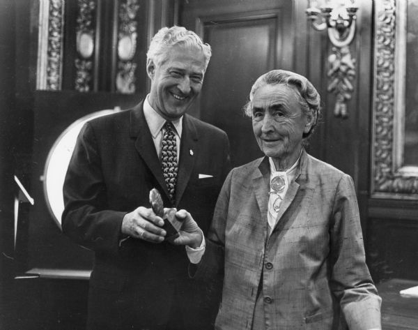 Governor Warren Knowles and Artist Georgia O'Keeffe at the presentation of the Wisconsin Governor's Award for Creativity in the Arts.