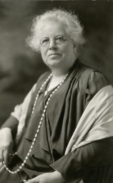 Waist-up portrait of Mary Davison Bradford. She was the first women in Wisconsin to serve as a superintendent of schools. She served in Kenosha from 1910-1921.