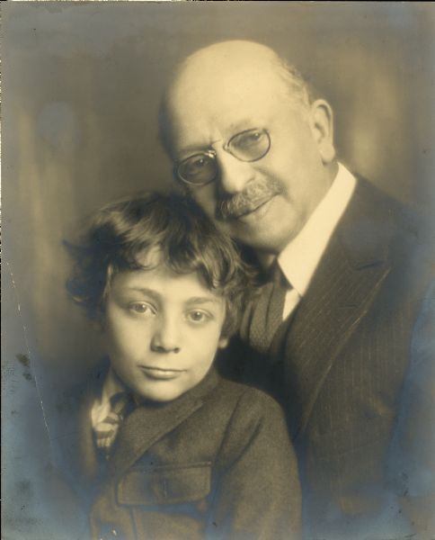 A studio portrait of Dr. Joseph Jastrow and his son Benno.