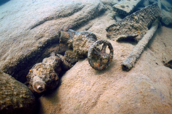 Valves and other parts of the wrecked steam screw <i>Sevona</i> at the bottom of Lake Superior.