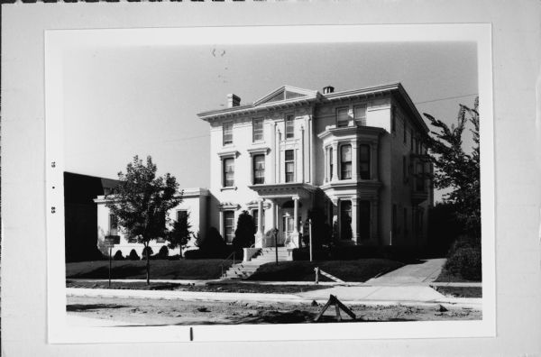 Exterior view of the George Peckham House at 1029 North Marshall Street.