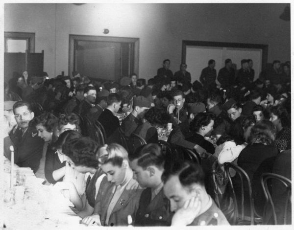 A view of people attending the Hillel Jewish Welfare Board seder.